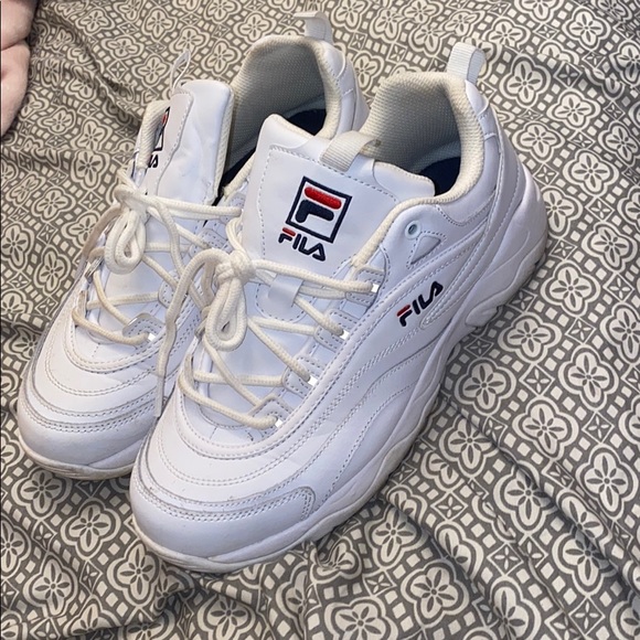Fila Shoes - Women’s White Fila Disarray Shoes